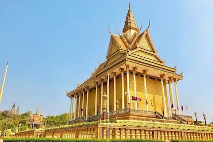 Oudong Mountain Full Day Tour- Phnom Penh