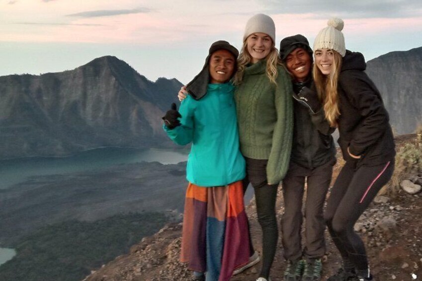 Rinjani trekking 2d 1n by timbanuh route