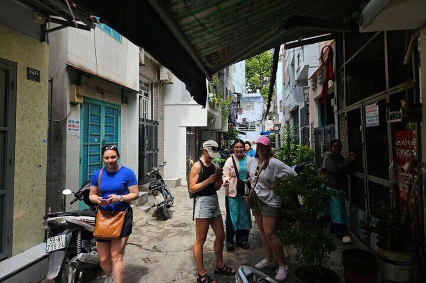 Saigon Food Culture and Fun by Vietnam Army Jeep