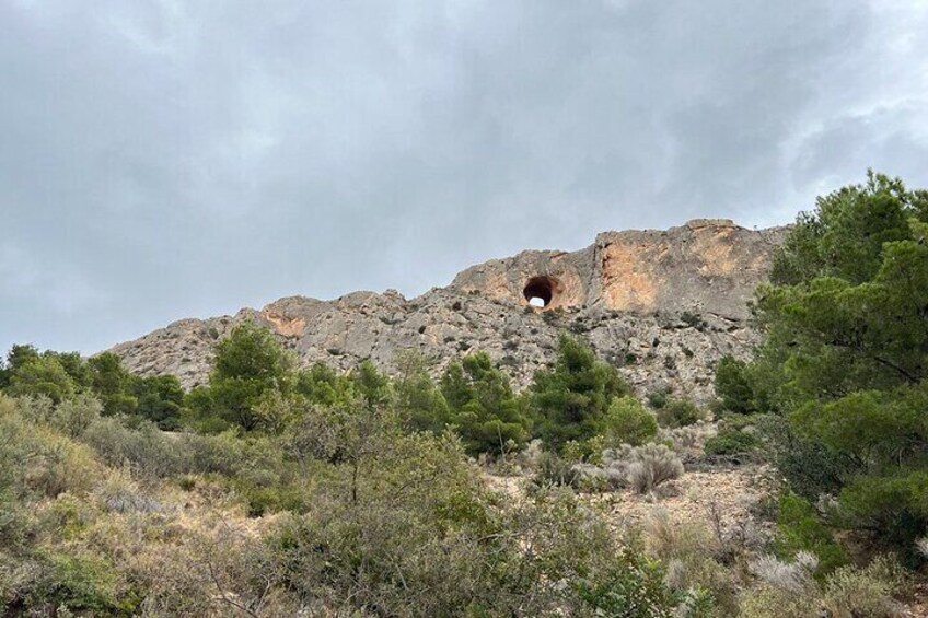 Canelobre Caves and Busot Tour in Alicante