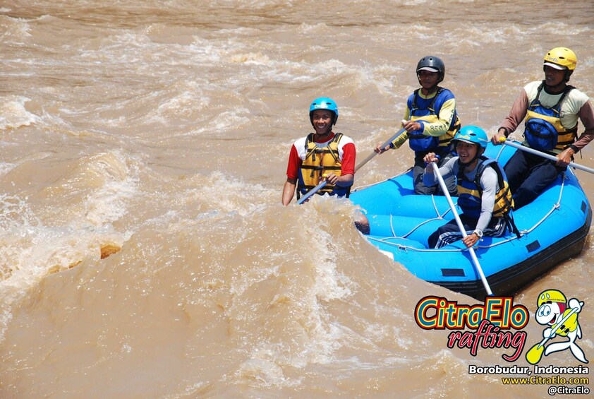 Elo River Rafting Experience by Citra Elo