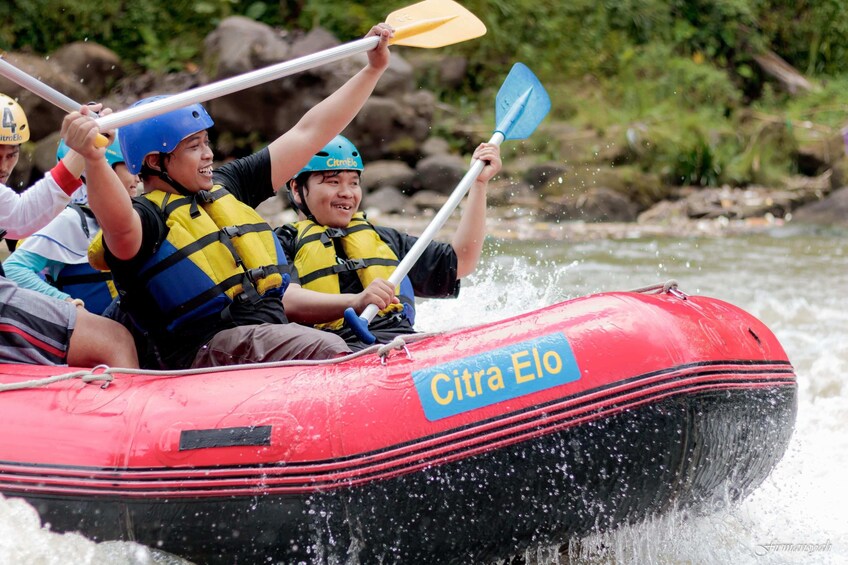 Elo River Rafting Experience by Citra Elo