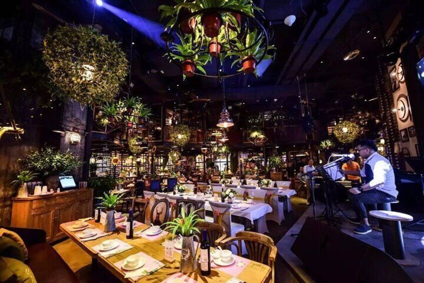 Shanghai bar hopping tour in the former French concession