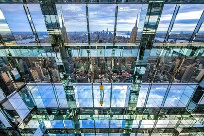 Midtown Manhattan Guided Tour with SUMMIT One Vanderbilt Admission