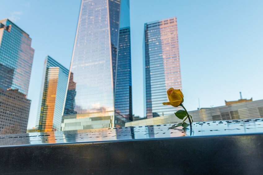 New York City: 9/11 Memorial & Ground Zero Tour with Museum Admission