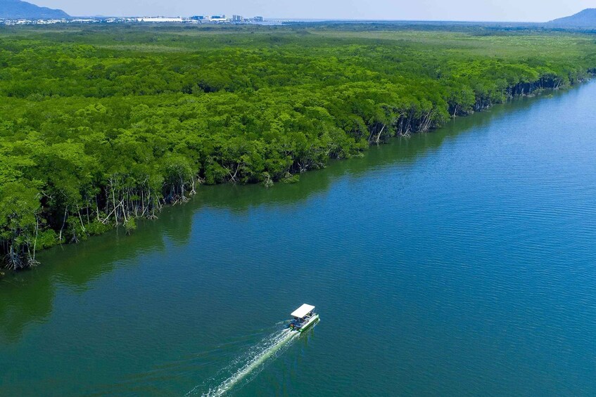 Picture 1 for Activity Cairns: Dinghie (tinny) Boat Hire