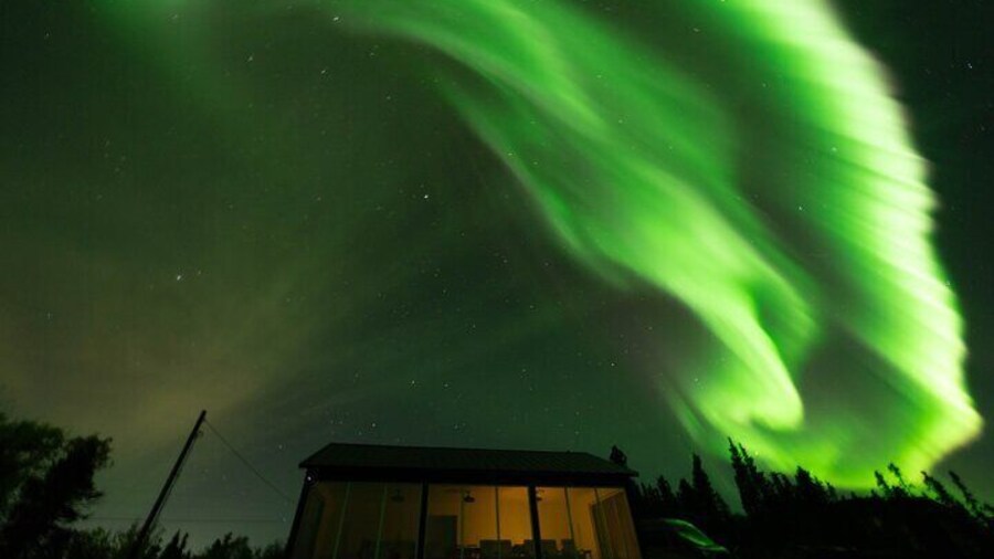 Aurora Glass House – Northern Lights &Photography @ Cleary Summit