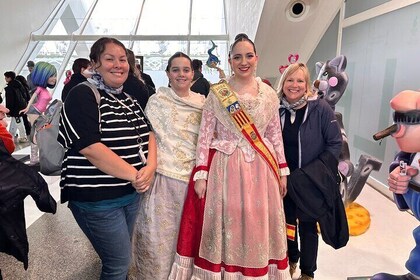 Save Upto 50%! Secret Local. Private Terrace. Firecrackers