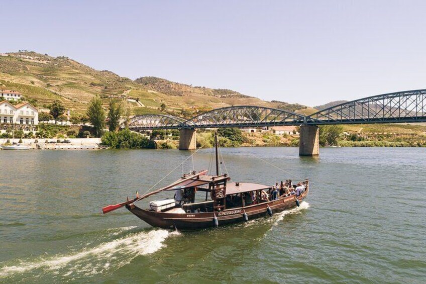 Douro Valley: 2h Rabelo Boat Tour with Wine Tasting & Audio Guide