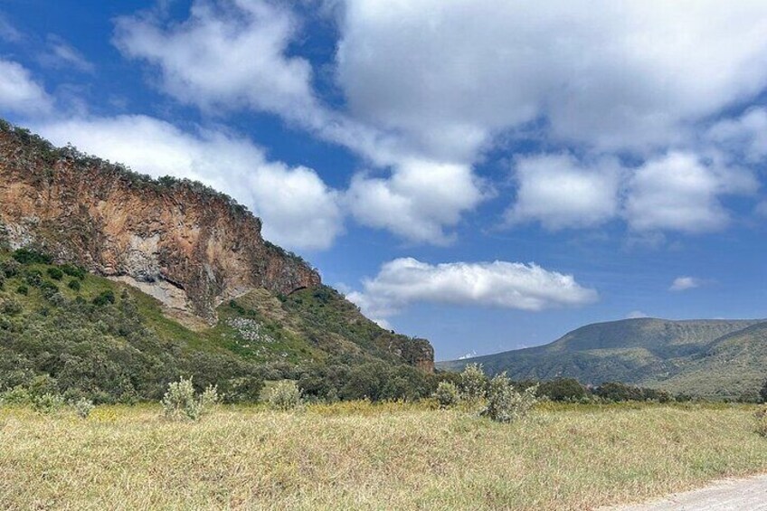 Day Tour to Hells Gate National Park 