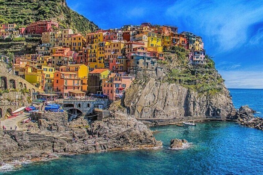 Cinque Terre full day tour with official tour guide