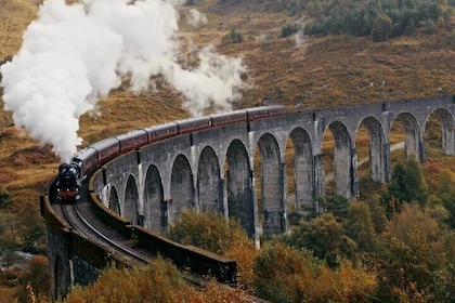 Glenfinnan Viaduct, Glencoe, Fort William, Private Tour, Glasgow