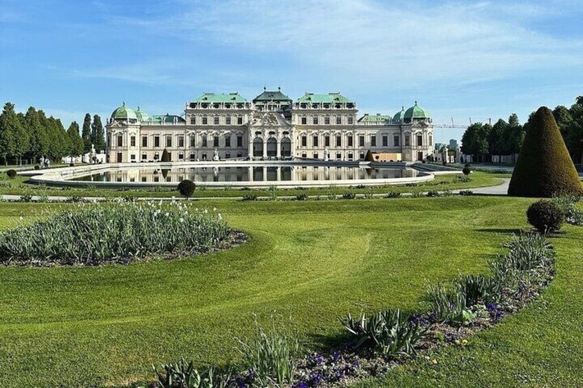 Vienna Private City Walking Tour and Belvedere Palace Audio Guide