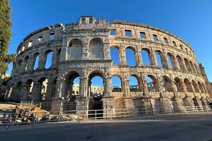 Guided Tour in Pula with Premium Ebikes