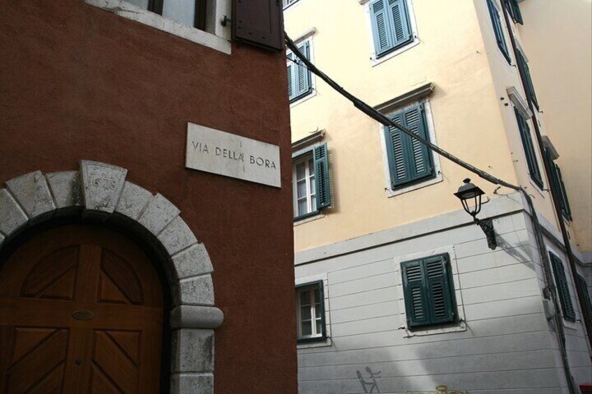 Via della Bora, the wind of Trieste