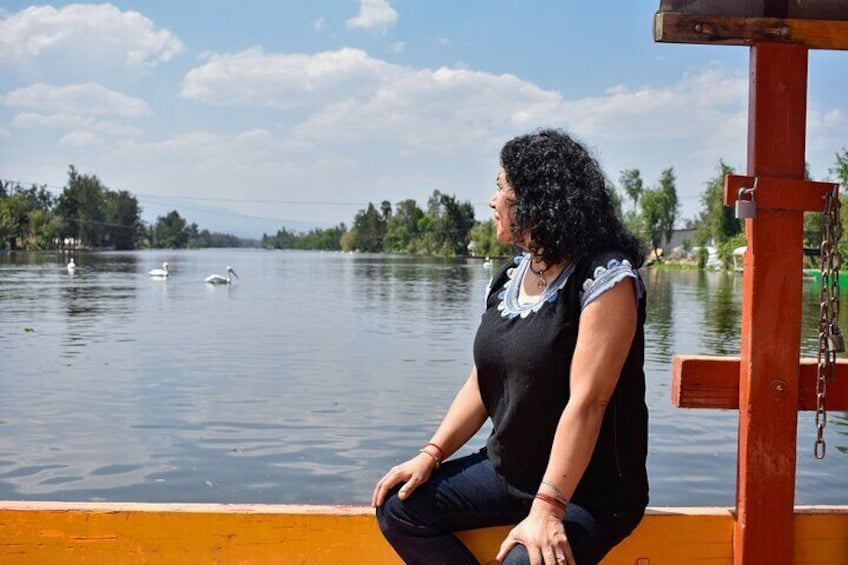 Floating party in Xochimilco with drinks and snacks