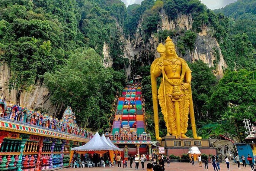 Private Halfday Batu Caves & Petronas Twin Tower With Tickets 