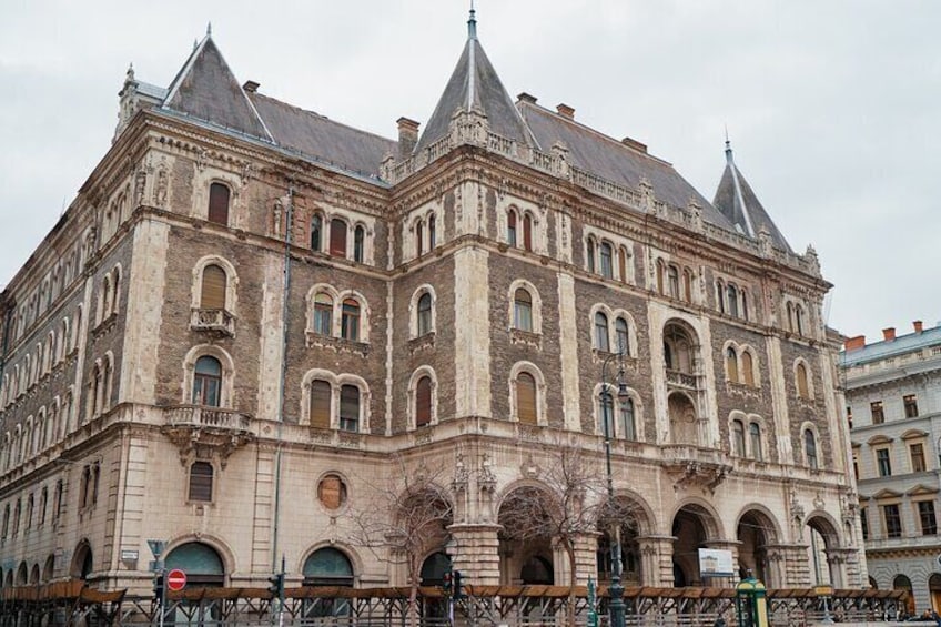 Budapest Danube River Cruise with Old Town Walking Tour