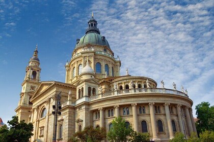 Skip-the-line St. Stephen Basilica Budapest Old Town Tour