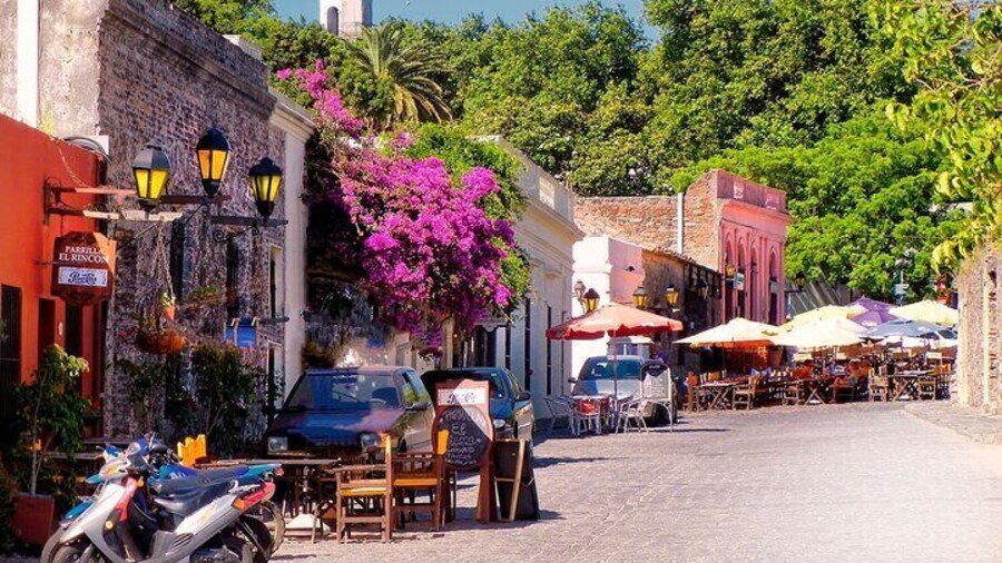 Day Trip to Colonia del Sacramento from Buenos Aires