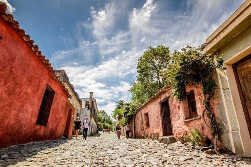 Day Trip to Colonia del Sacramento from Buenos Aires