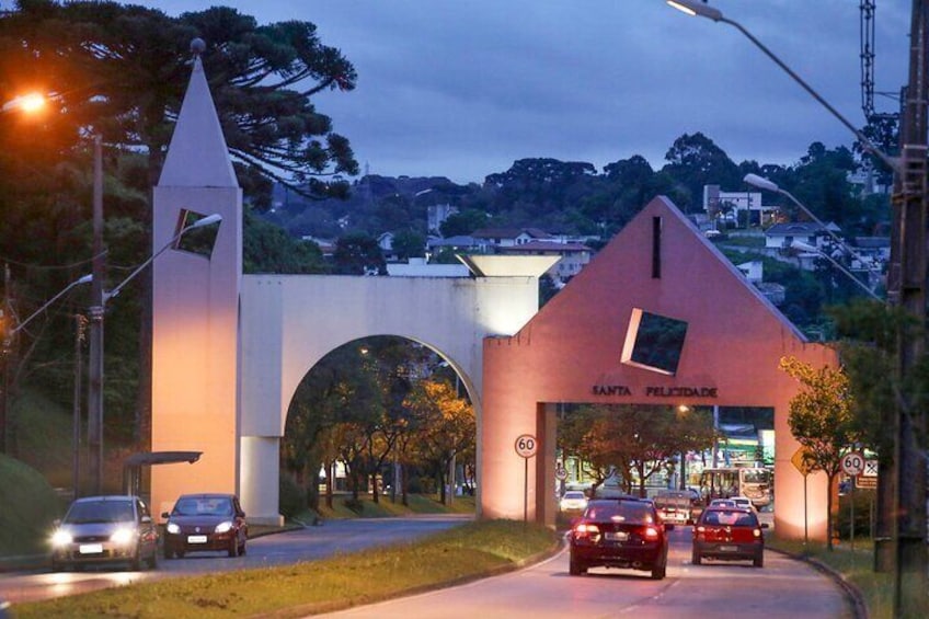 Private 8-hour city tour in Curitiba