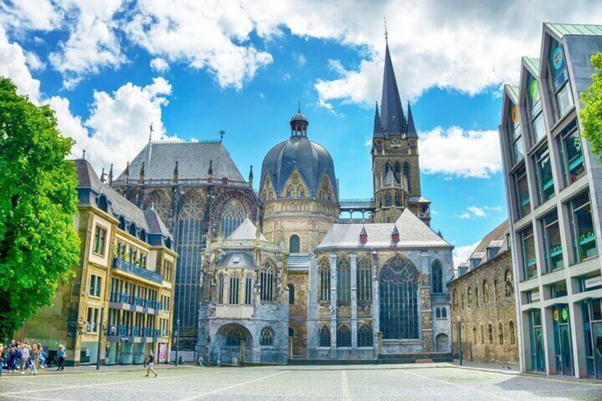 60-Minute Aachen Explore with a Local