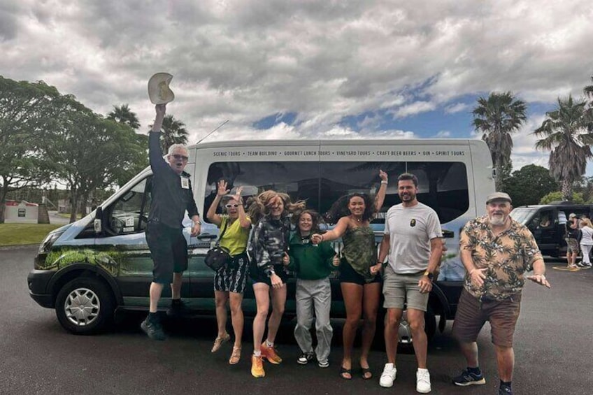 Auckland City Scenic Tour with Wine Tasting + Lunch 