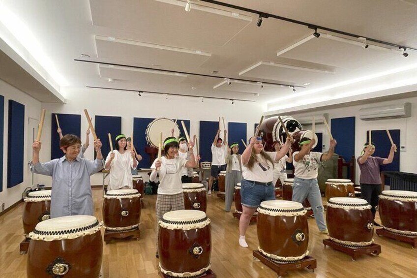 WADAIKO（Japanese Drum ）Experience 