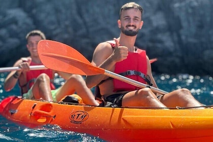 Tenerife: Guided kayak tour with snorkelling in a marine reserve