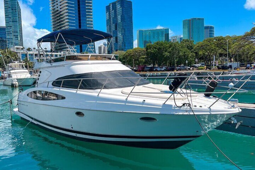 Oahu Yacht Charter