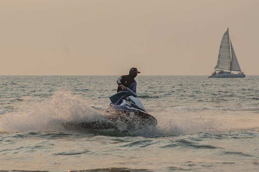 30 Minutes Private Guided Jet Ski Tour in Playa Brasilito