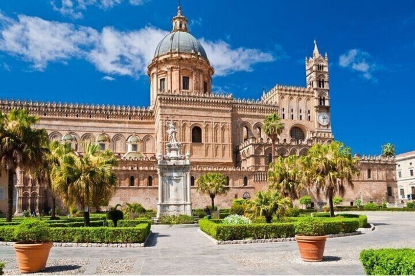 Attractions in Palermo Private Walking Tour