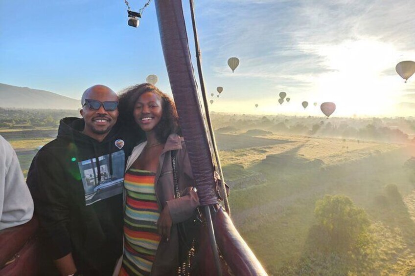 Hot Air Balloon Ride Over Teotihuacan 