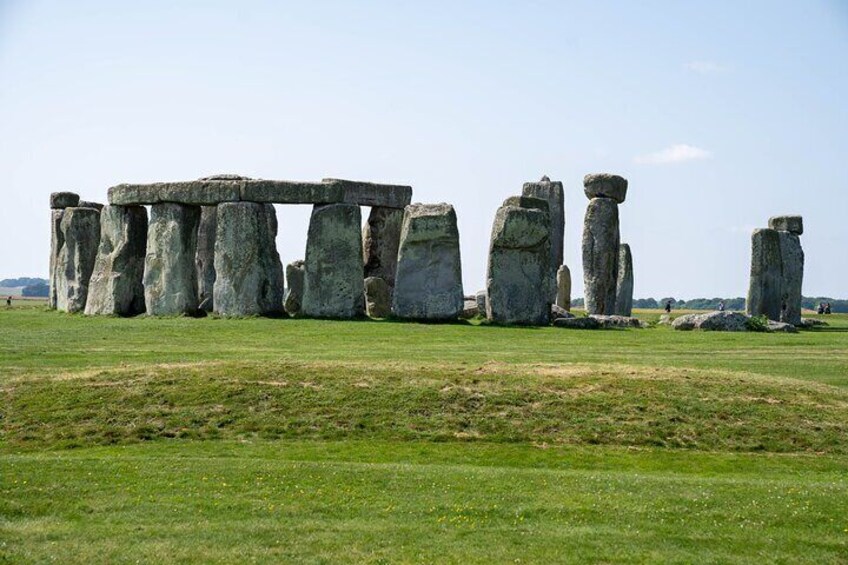 Bath and Stonehenge Private Luxury Day Tour From London