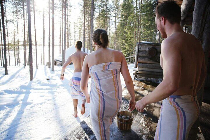 Private Lakeside Sauna Experience with Northern Lights