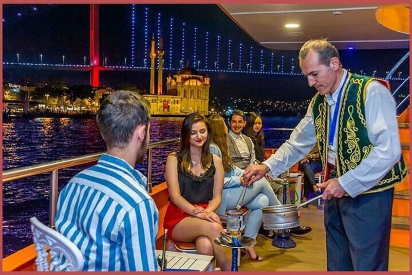 Private Golden Diner Cruise on the Bosphorus