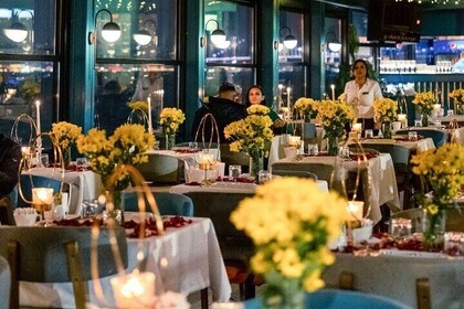 Private Golden Diner Cruise on the Bosphorus