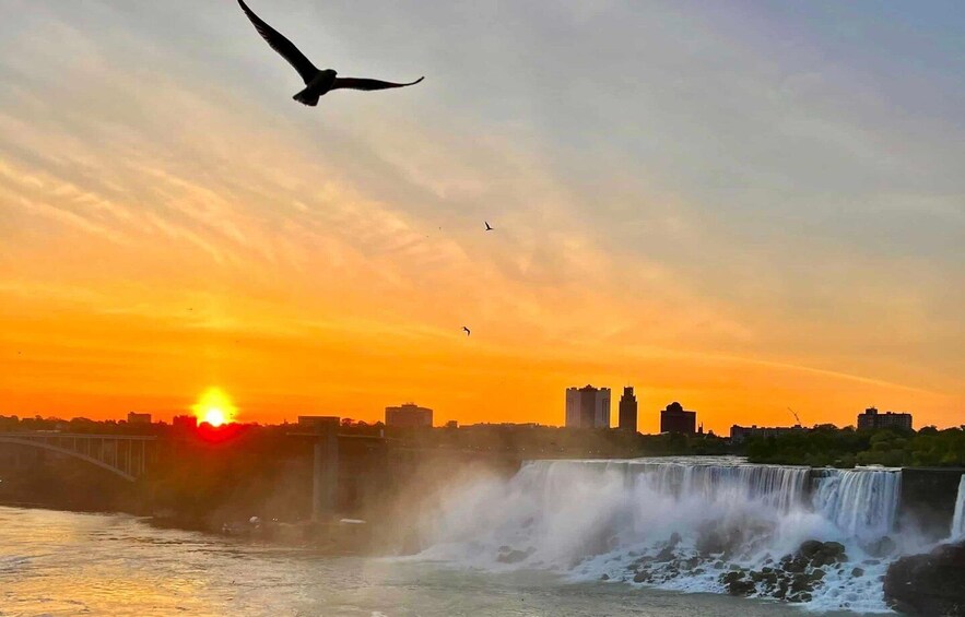 Picture 3 for Activity Niagara Falls: Canadian Side Tour Including Top Attractions