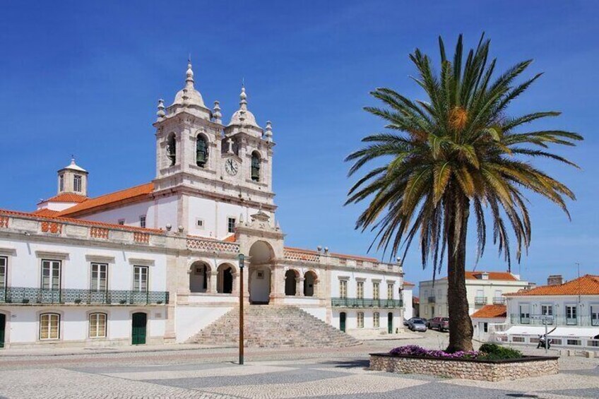  Fatima, Batalha, Nazare, Obidos Private Tour From Lisbon