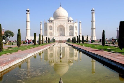 Private Same-Day Agra Excursion from Bangalore