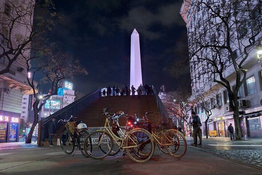 Experience the Night of Buenos Aires in a Bike