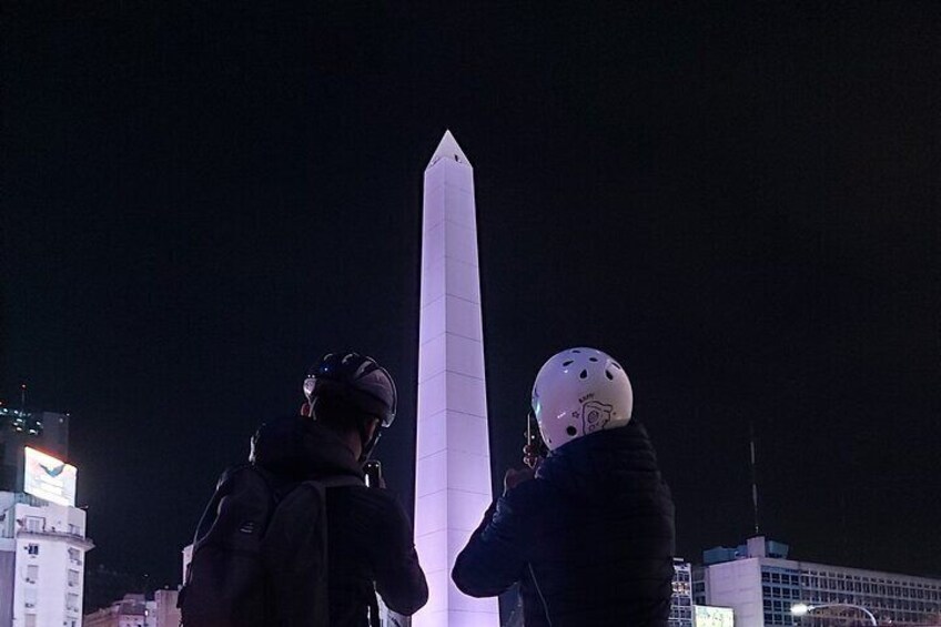 Experience the Night of Buenos Aires in a Bike