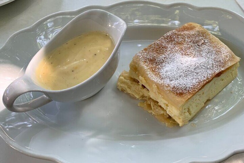 Curd cheese strudel with vanilla sauce