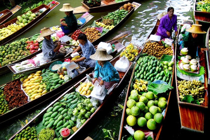 Floating Market & Maeklong Railway Market