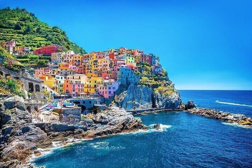 Cinque Terre Full Day Trip from Milan