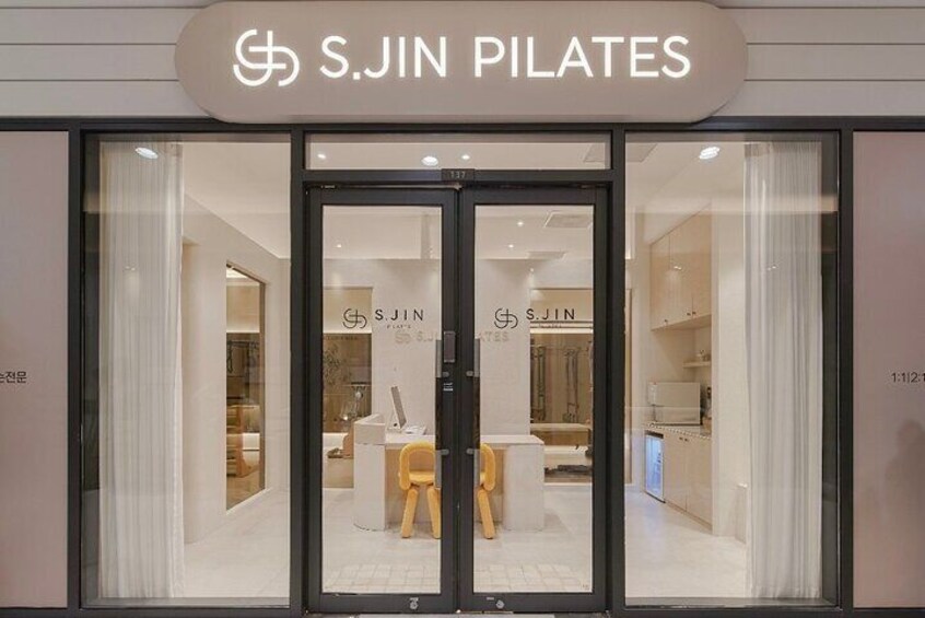 Private 1 on 1 Pilates Experience in Korea