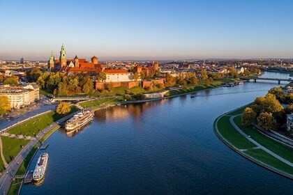 Vistula River Minicruise and Guided Tour in the Former CC Plaszow