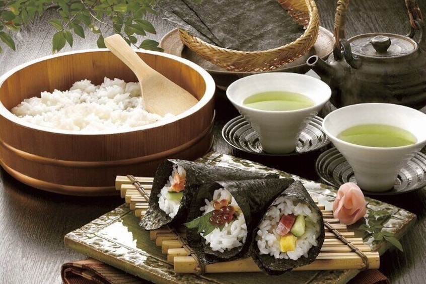 【Hand-rolled sushi】