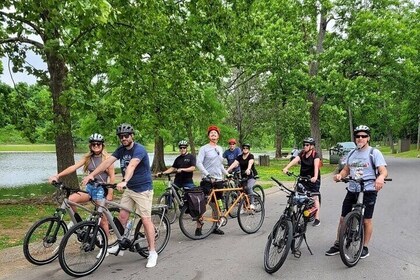 Sunset E-bike Tour of Nashville